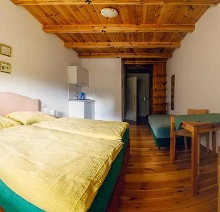 Schlossbrauerei Weinberg - Erste Ooe. Gasthausbrauerei 3* Kefermarkt