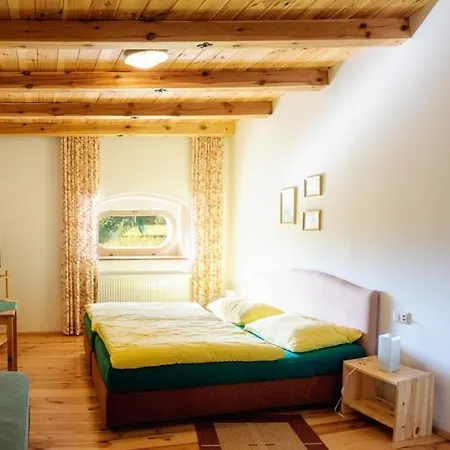 Schlossbrauerei Weinberg - Erste Ooe. Gasthausbrauerei Kefermarkt