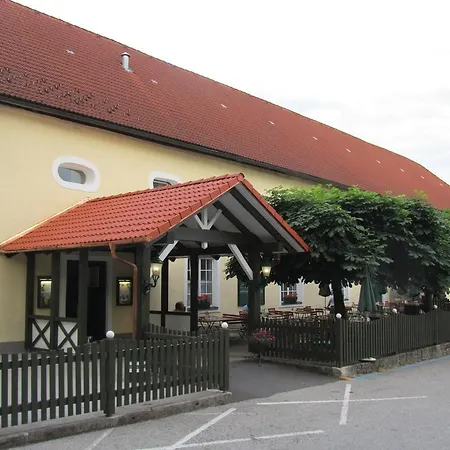 Schlossbrauerei Weinberg - Erste Ooe. Gasthausbrauerei Kefermarkt