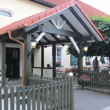 Fogadó Schlossbrauerei Weinberg - Erste Ooe. Gasthausbrauerei