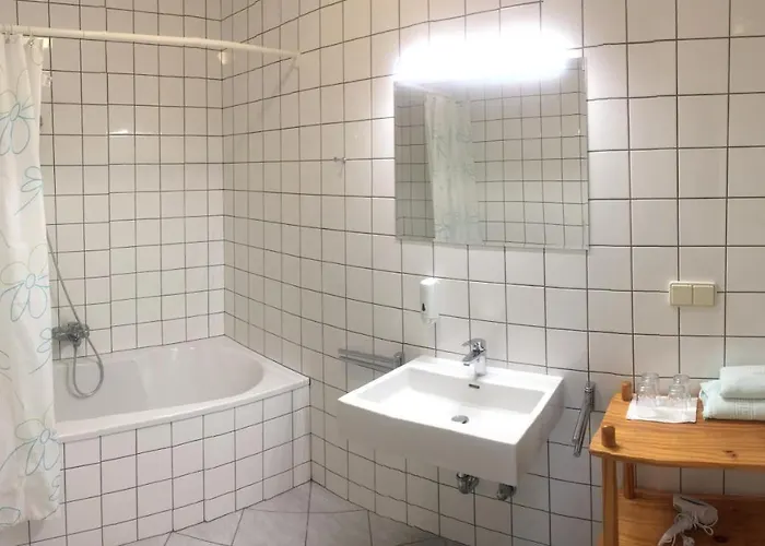 Schlossbrauerei Weinberg - Erste Ooe. Gasthausbrauerei 3* Kefermarkt