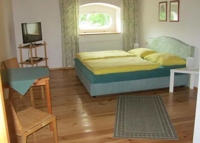 Schlossbrauerei Weinberg - Erste Ooe. Gasthausbrauerei 3* Kefermarkt